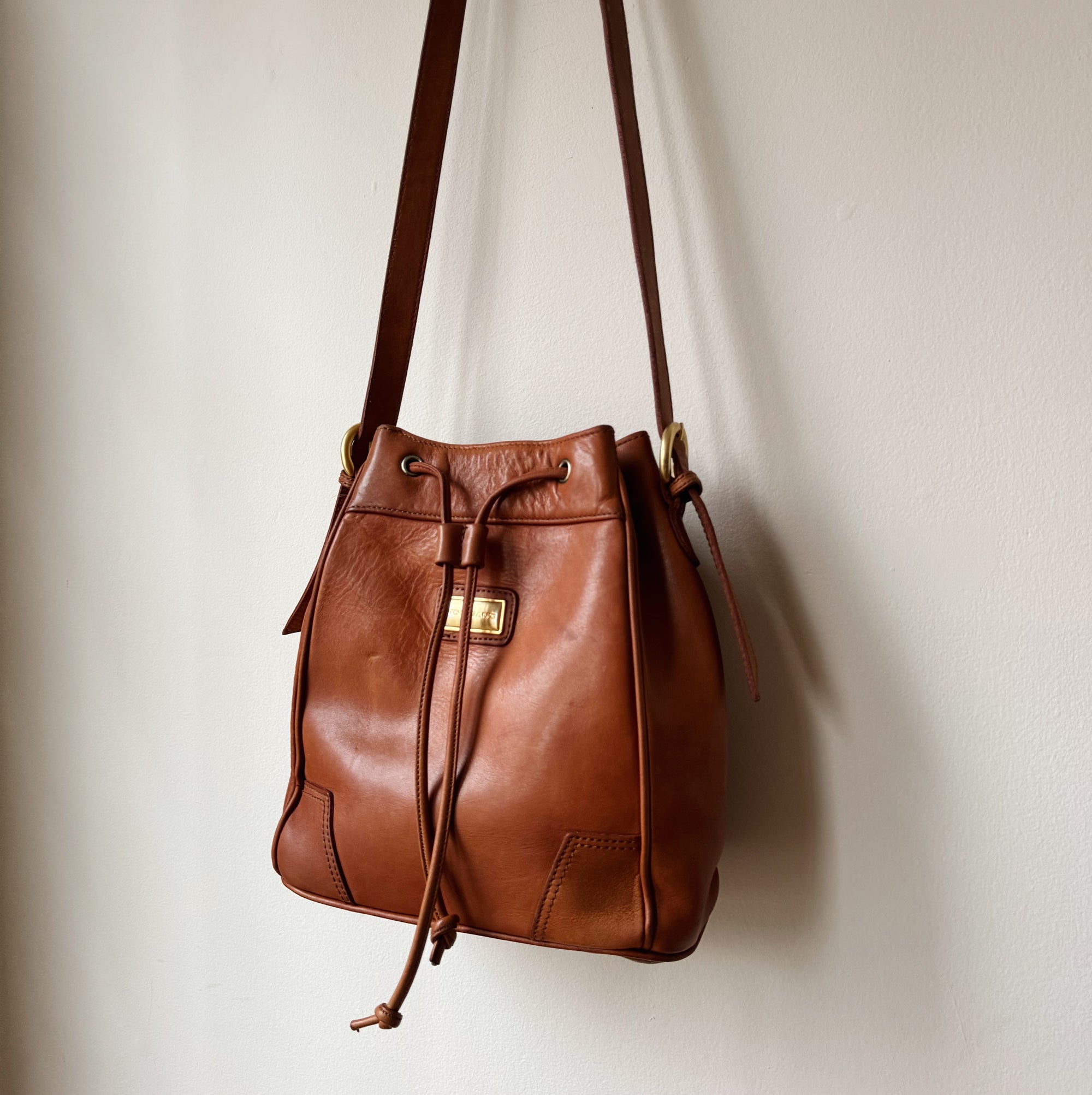 Auburn Drawstring Leather Purse