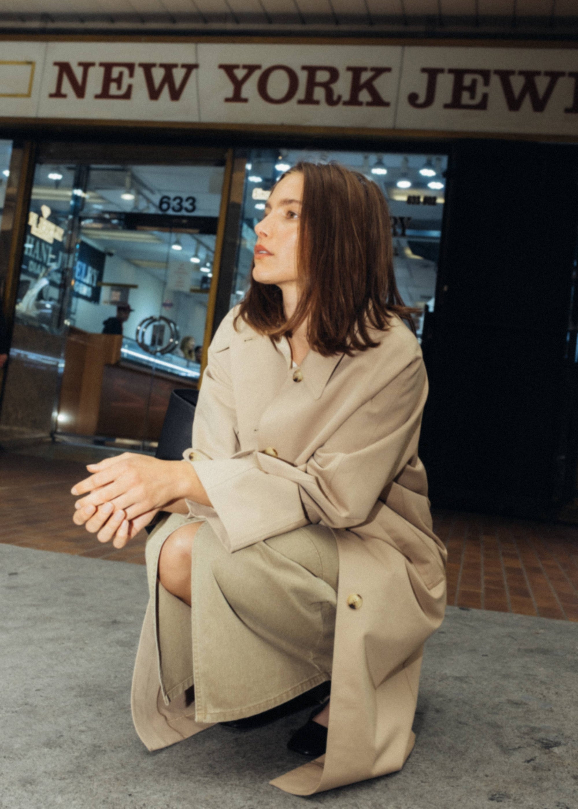 Mod Ref | Serena Pointed Collar Trench in Beige
