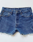 Vintage Levi’s 501 Dark Denim Shorts | Size 30