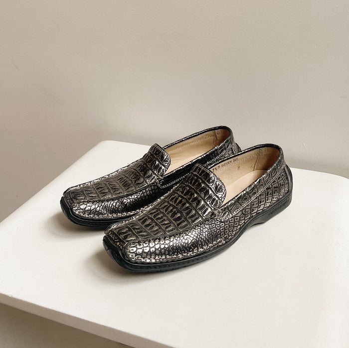 Silver Leather Slip Ons | Size 7.5
