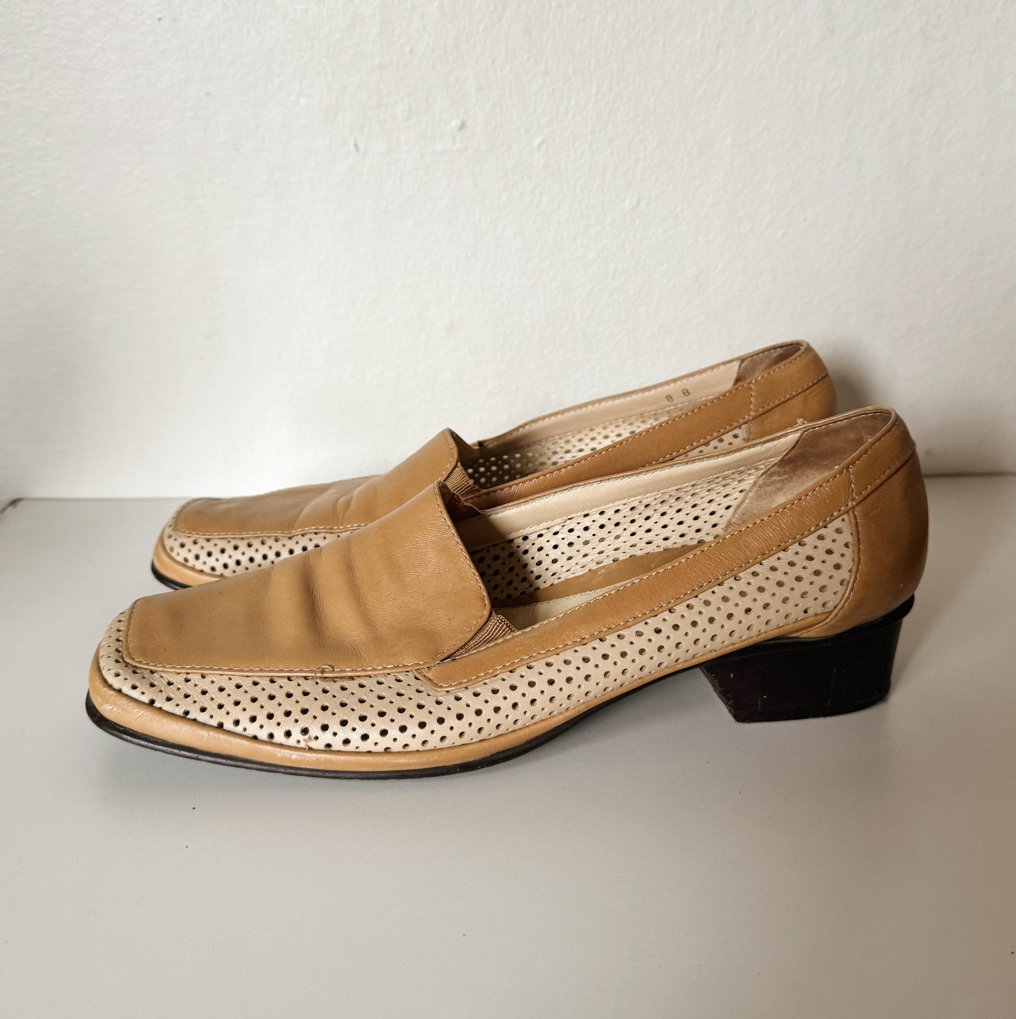 Tan Perforated Leather Loafer | Size 8 - Hey Jude