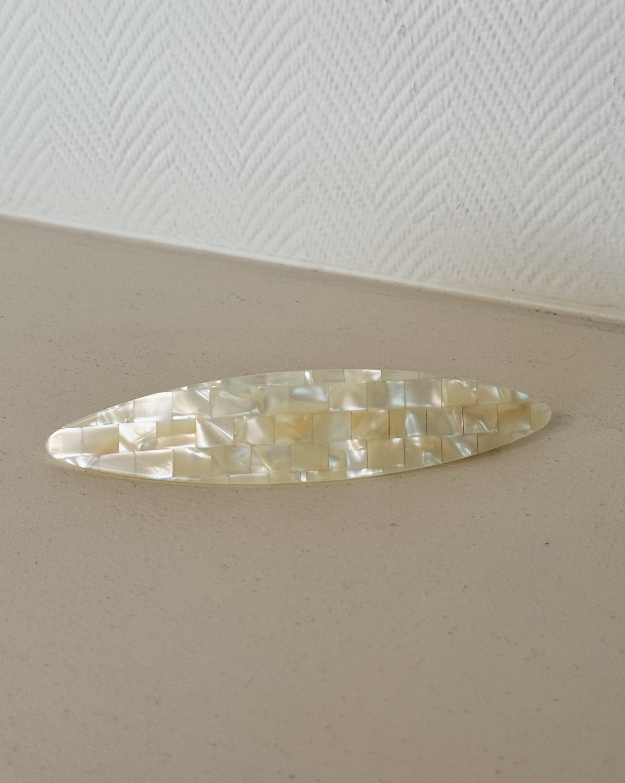 Parcelona | Large Honey Oval Handmade Hair Clip