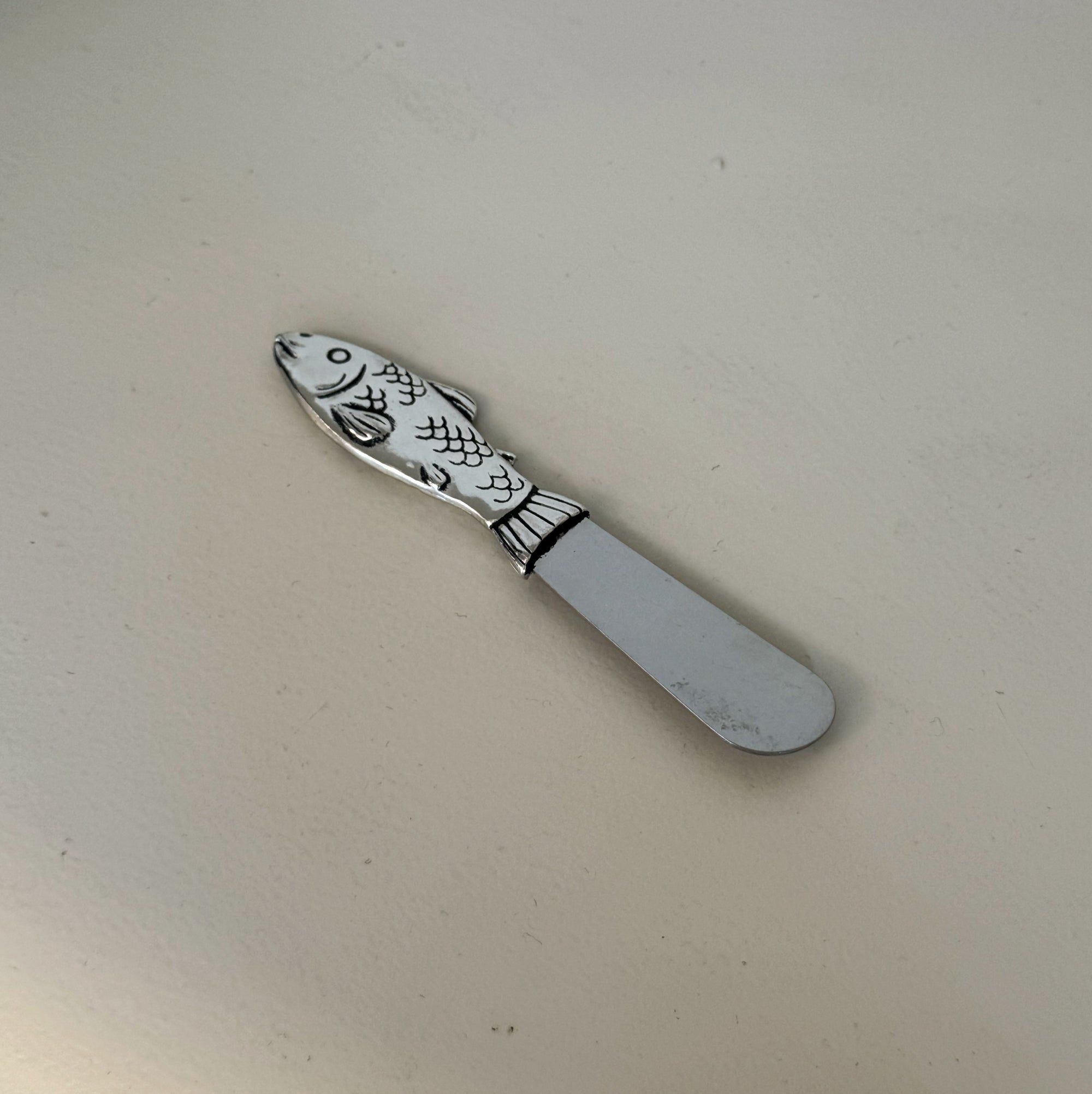 Silver Salmon Pate Knife - Hey Jude