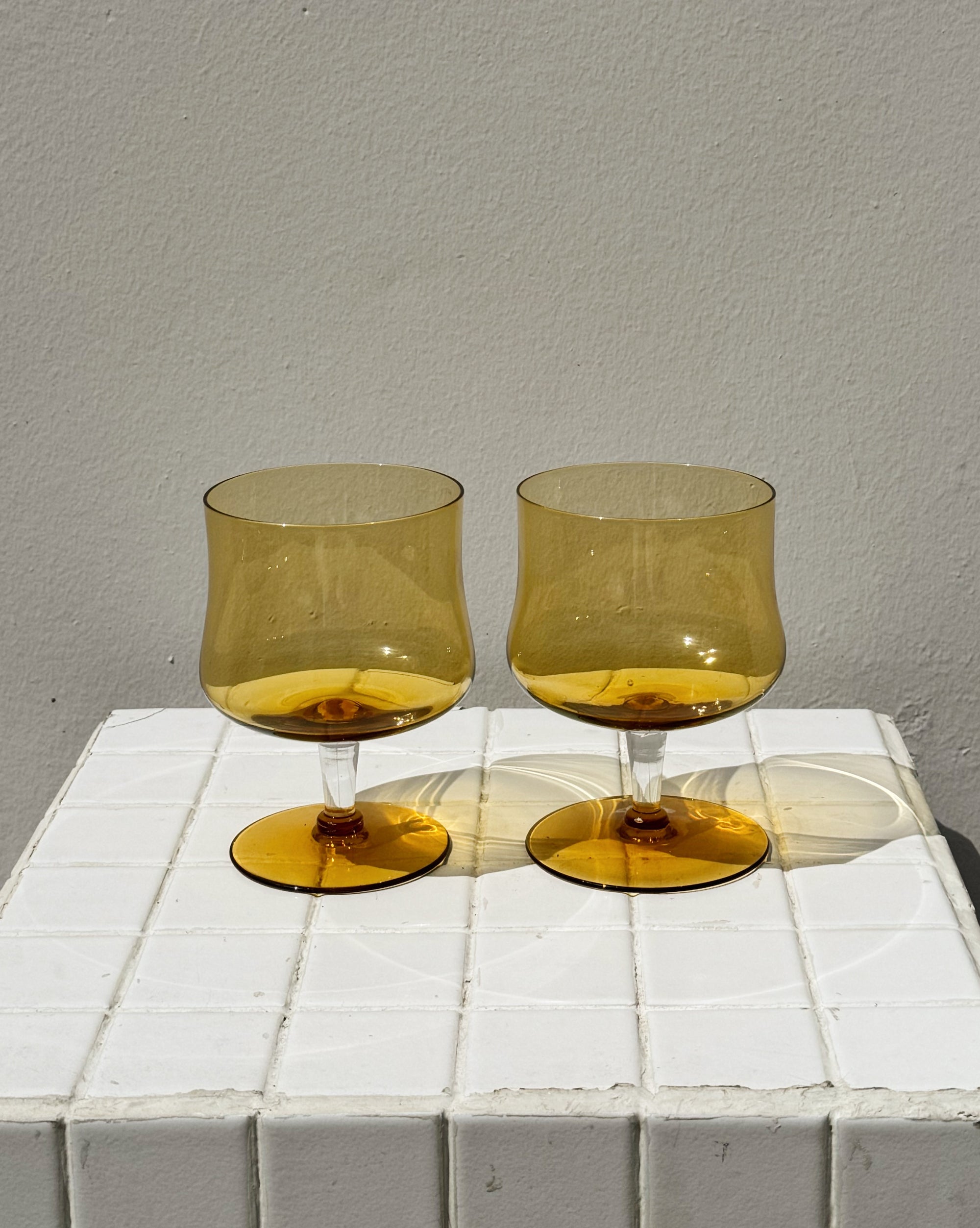 Honey Curved Stemmed Glasses - Hey Jude