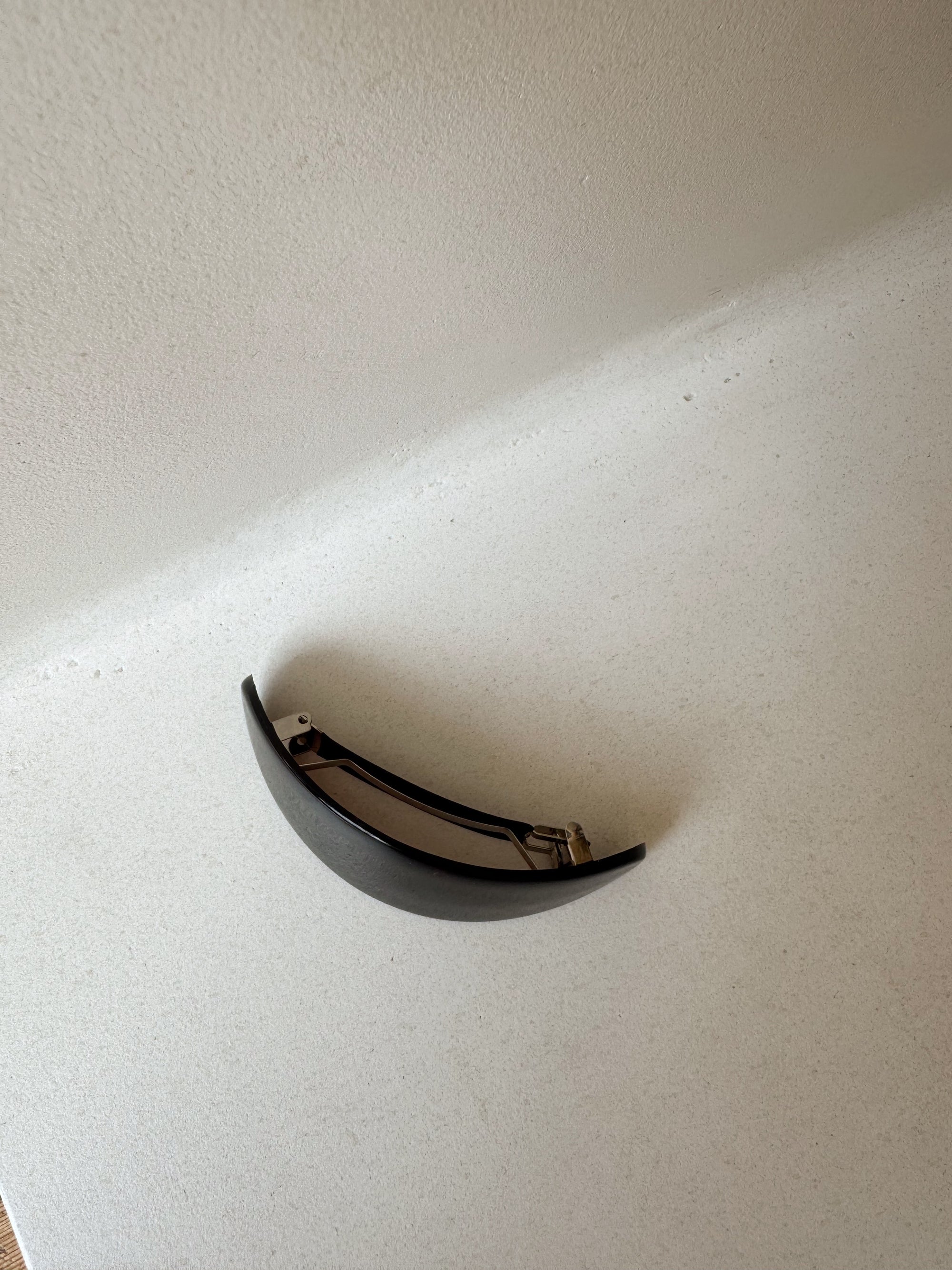 Parcelona | French Oval Hair Barrette in Tortoise - Hey Jude