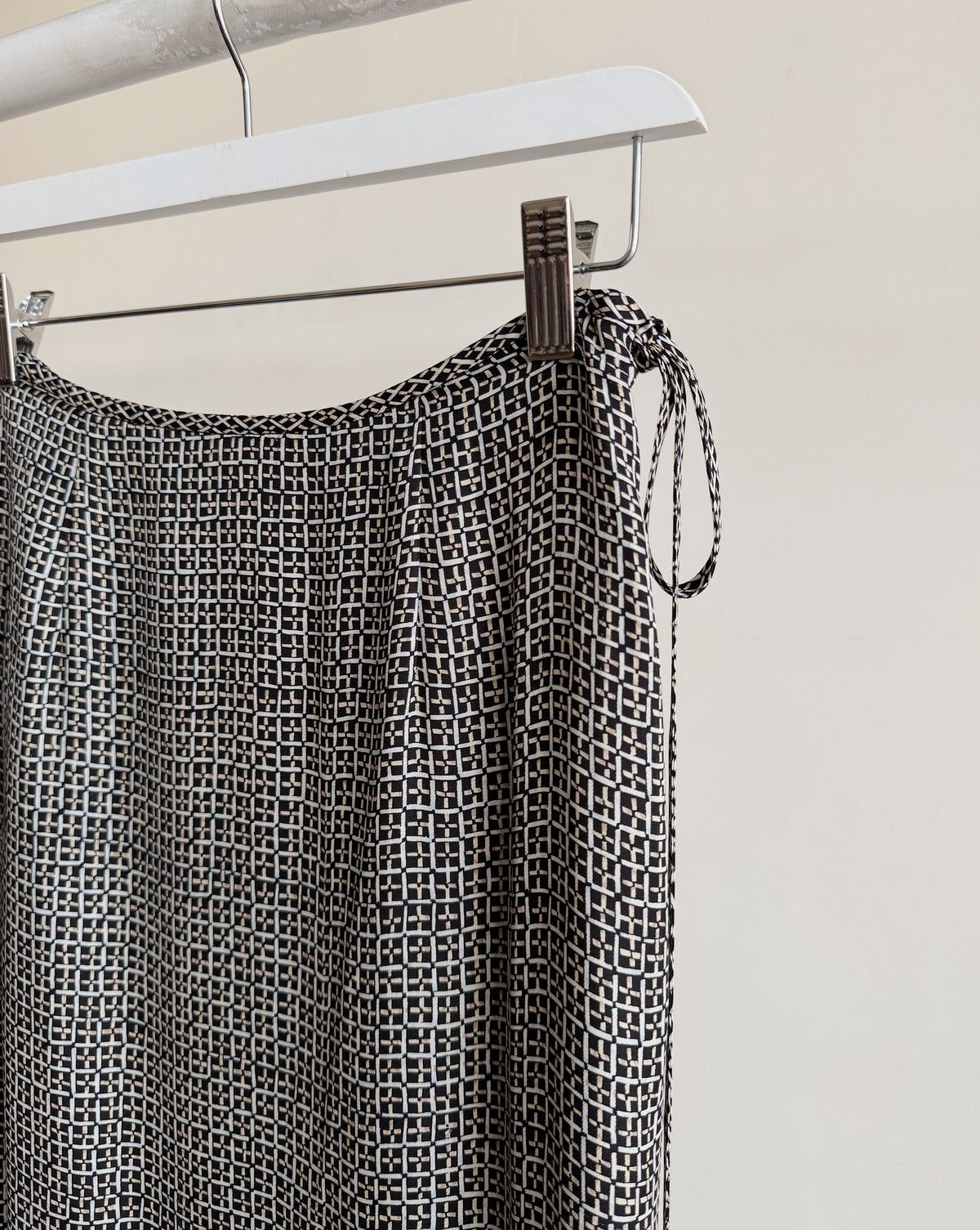 Geometric Print Silk Column Skirt