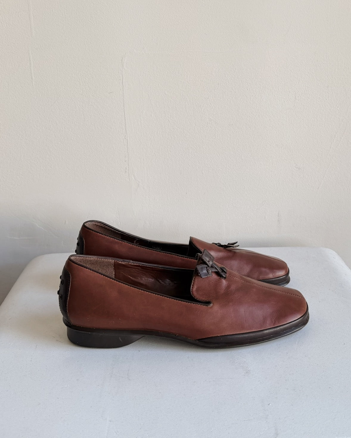 Teak Leather Tassel Loafers  | Size 6