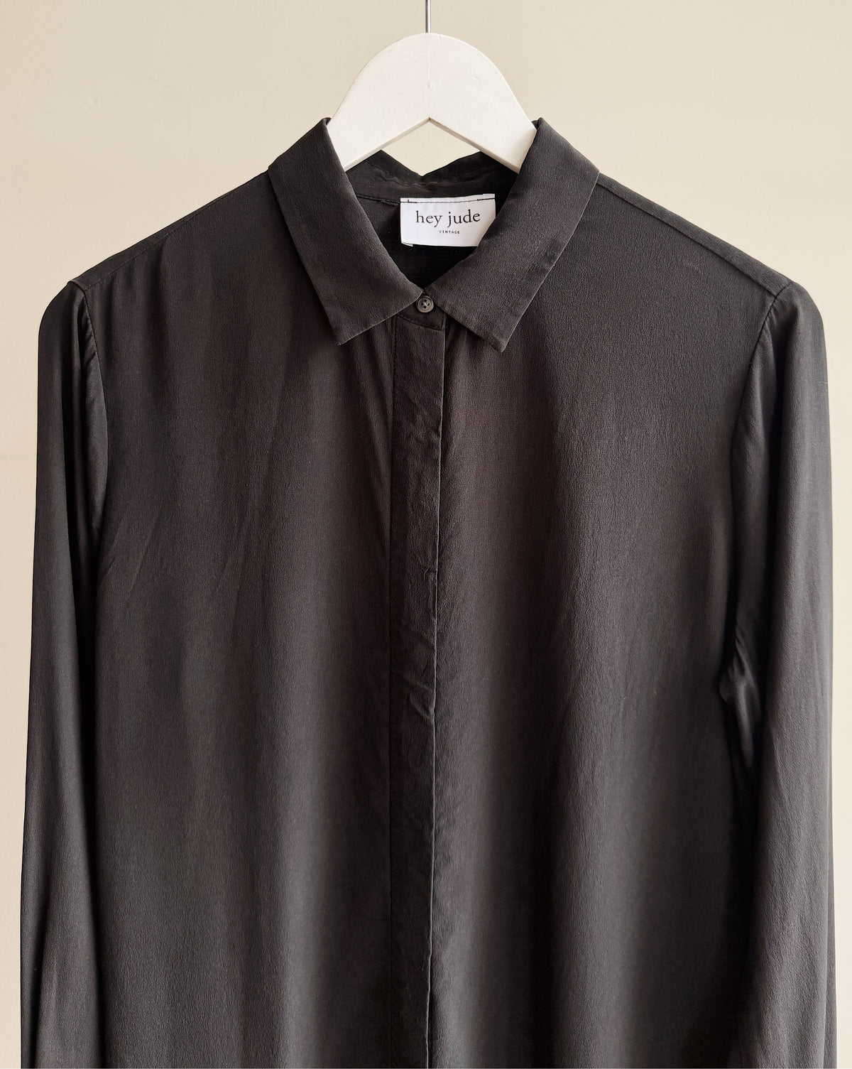 Obsidian Classic Silk Button Up - Hey Jude