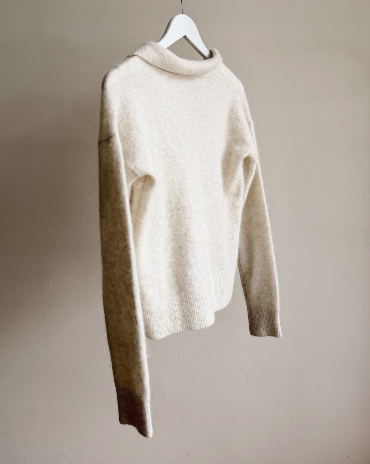 Ash Collared V-Neck Jumper - Hey Jude