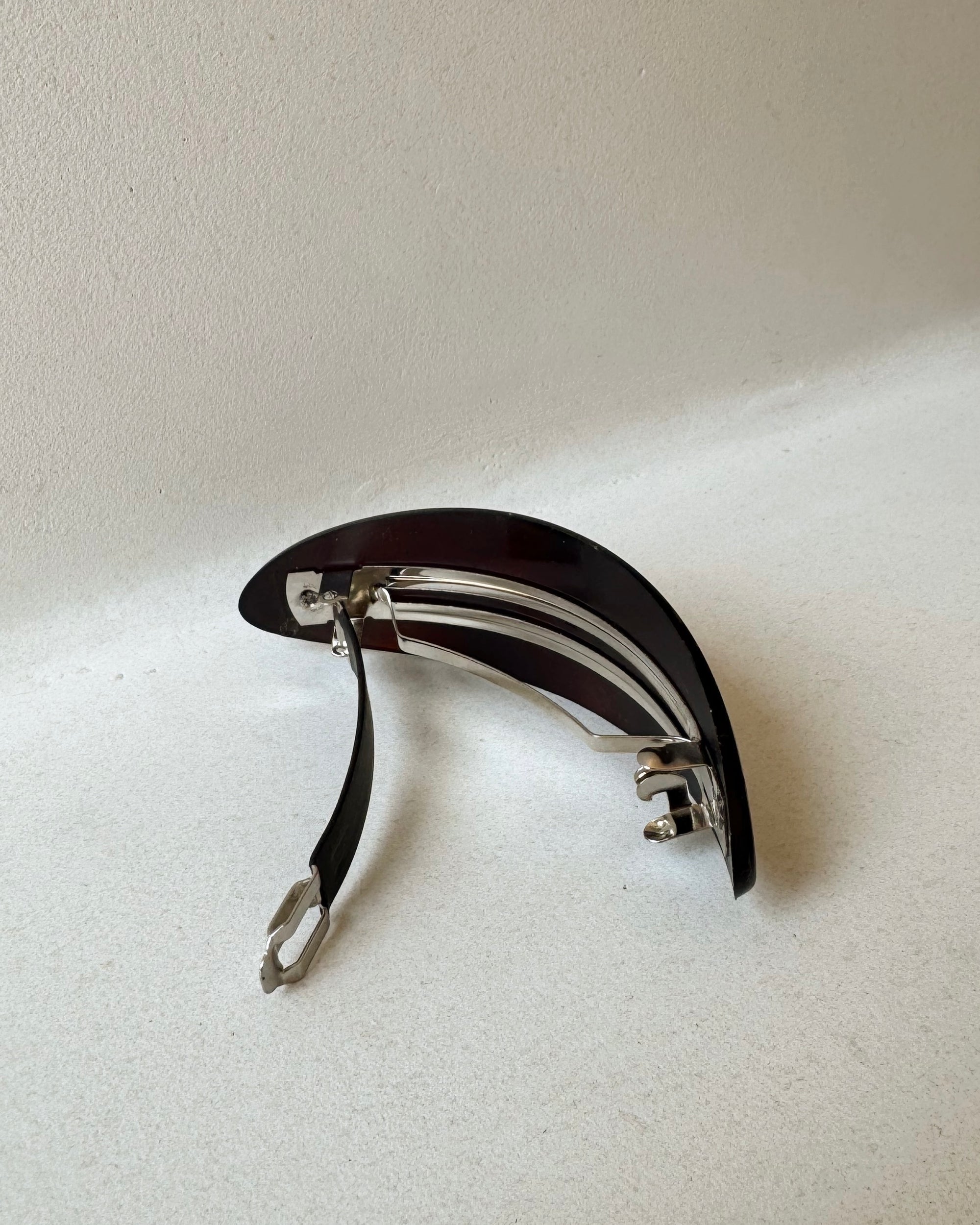 Parcelona | French Oval Hair Barrette in Tortoise - Hey Jude