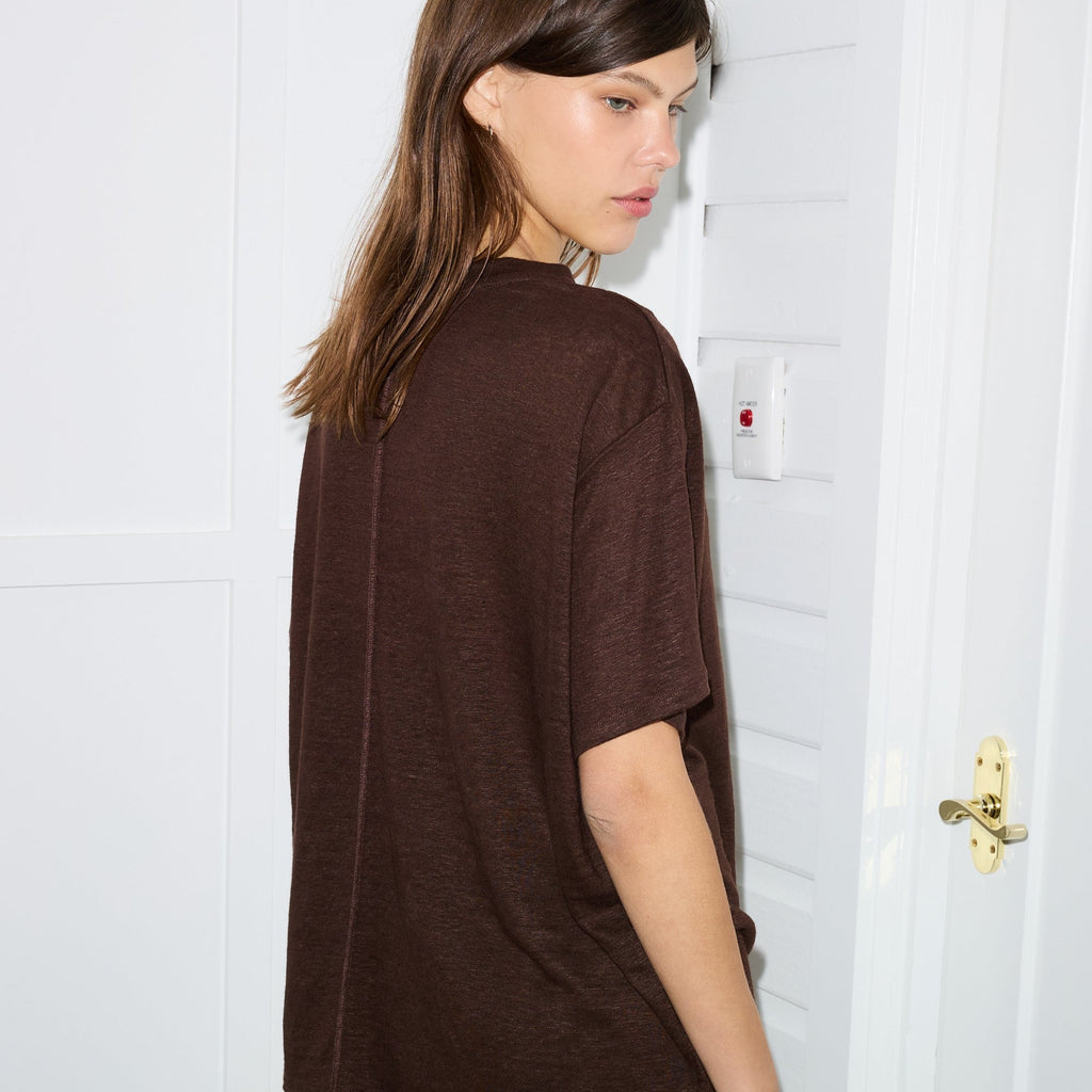 Deiji Studios | Soft T-Shirt in Chocolate