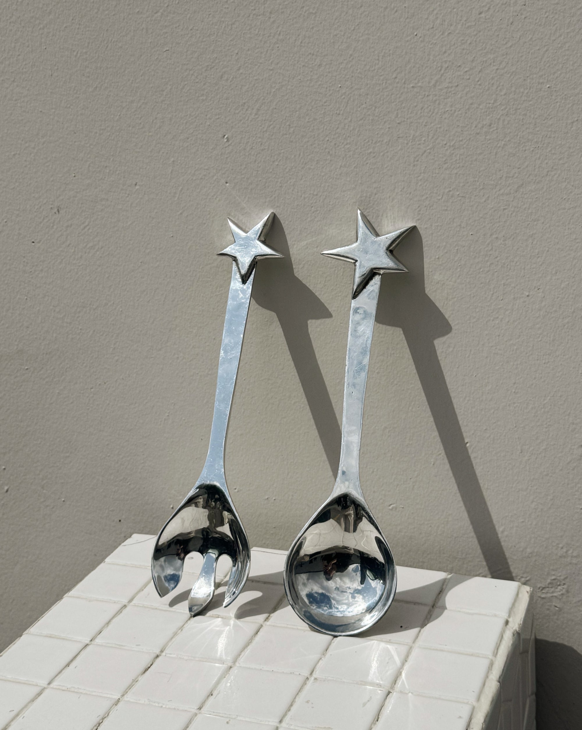 Star-Handled Serving Set - Hey Jude