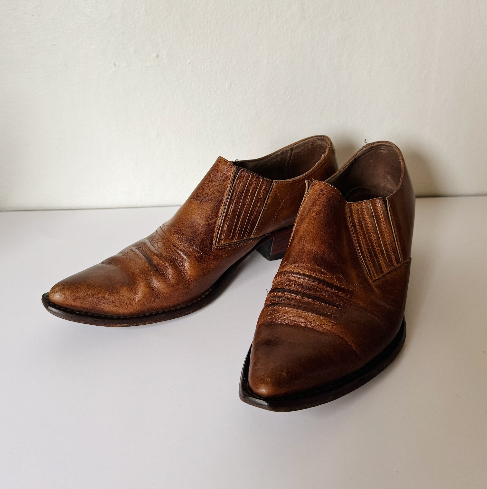 Cognac Leather Western Ankle Boots | Size 9 - Hey Jude