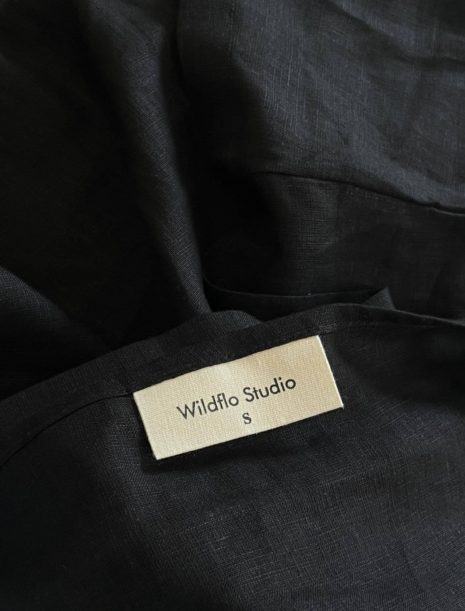 Wildflo Studio - Linen Camisole Ink: Ink / S - Hey Jude