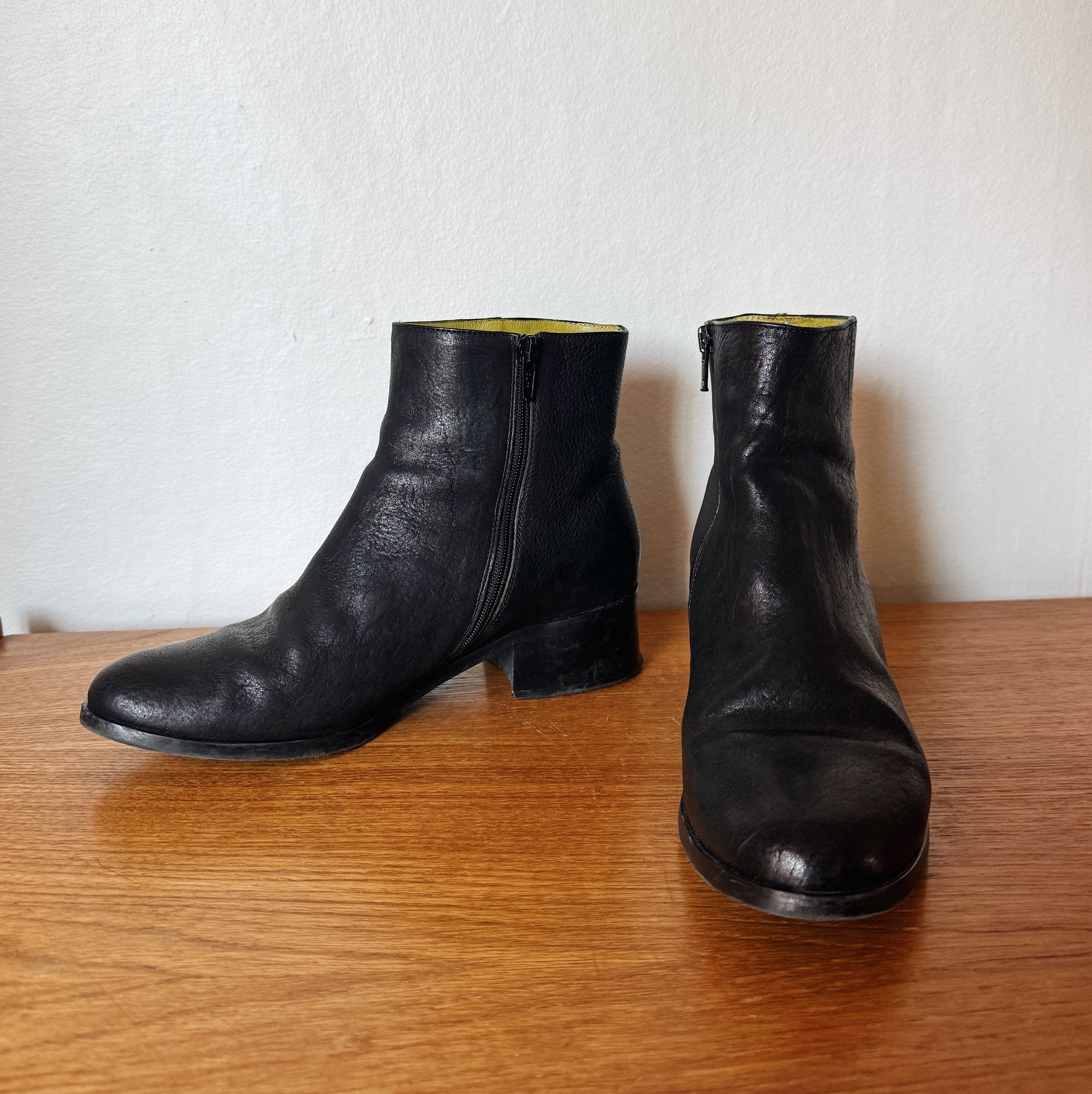 Grigiarancio Black Leather Boots | Size 38 - Hey Jude