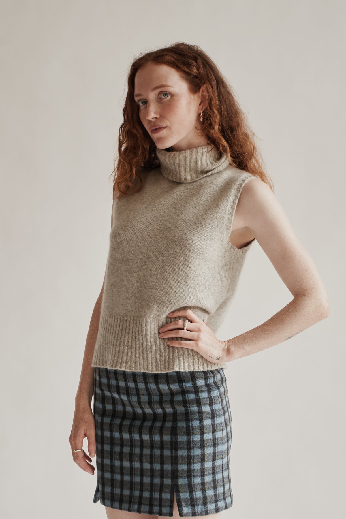 RL Cashmere Knit Sleeveless Turtleneck