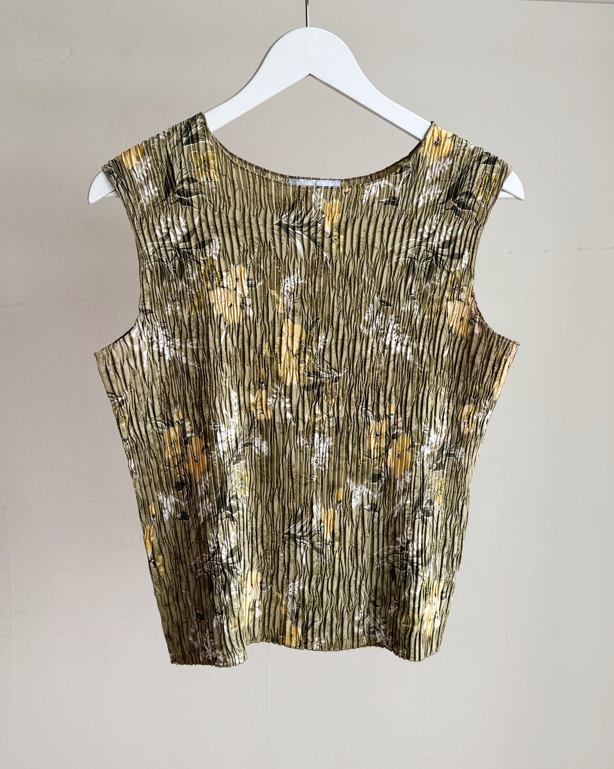 Sage Floral Crinkle Tank