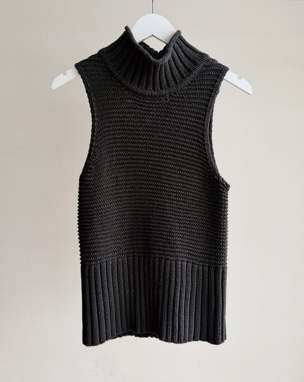 Washed Black Knit Sleeveless Turtleneck - Hey Jude