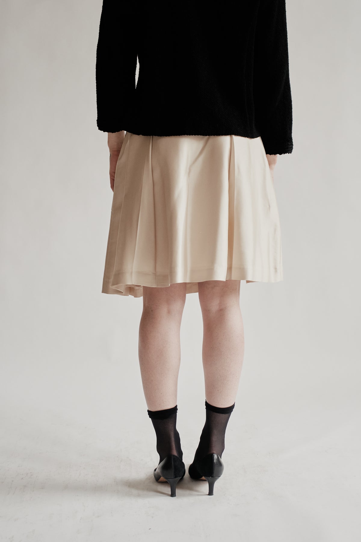 Oyster Silk Pleat Skirt
