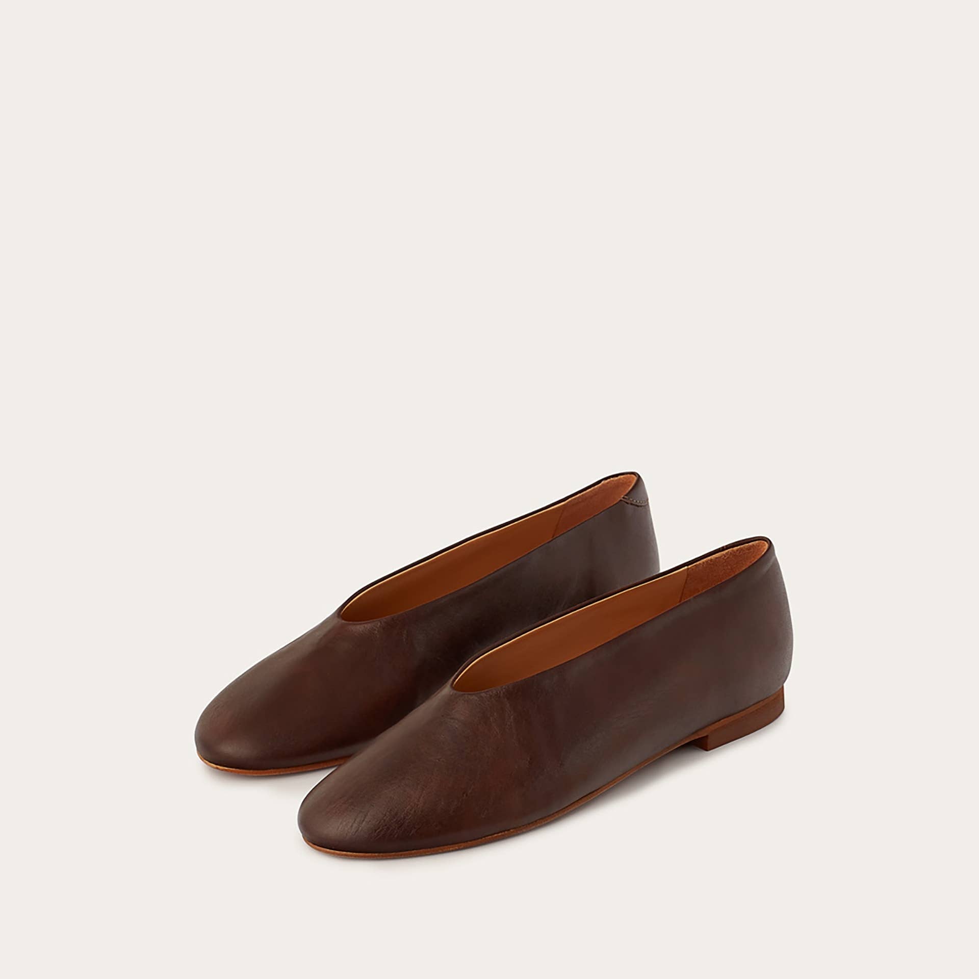 Balagan Studio - Opera Ballerina, deep brown: Brown / 40 - Hey Jude