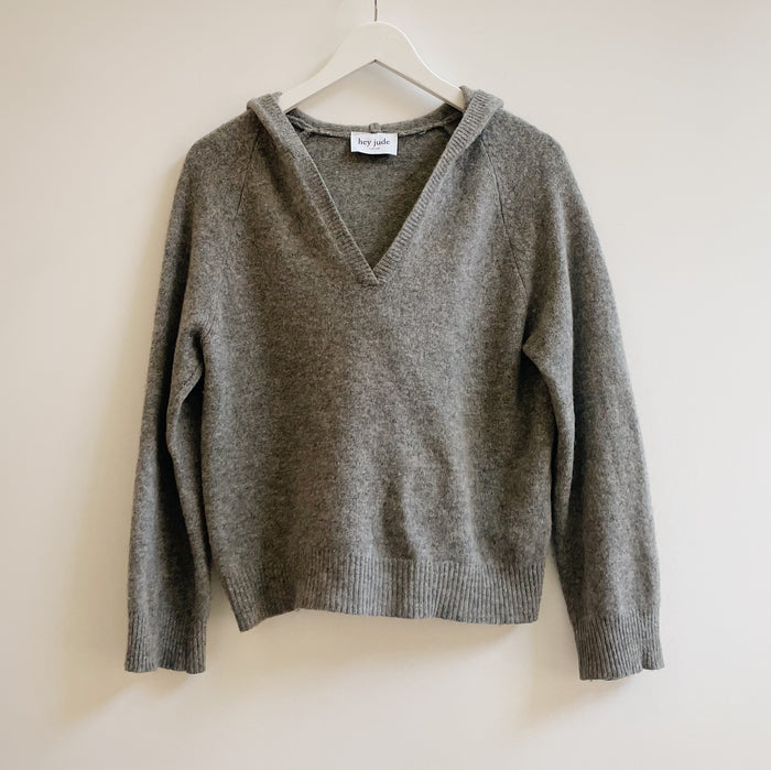 Ash Lambswool V-neck Hoodie