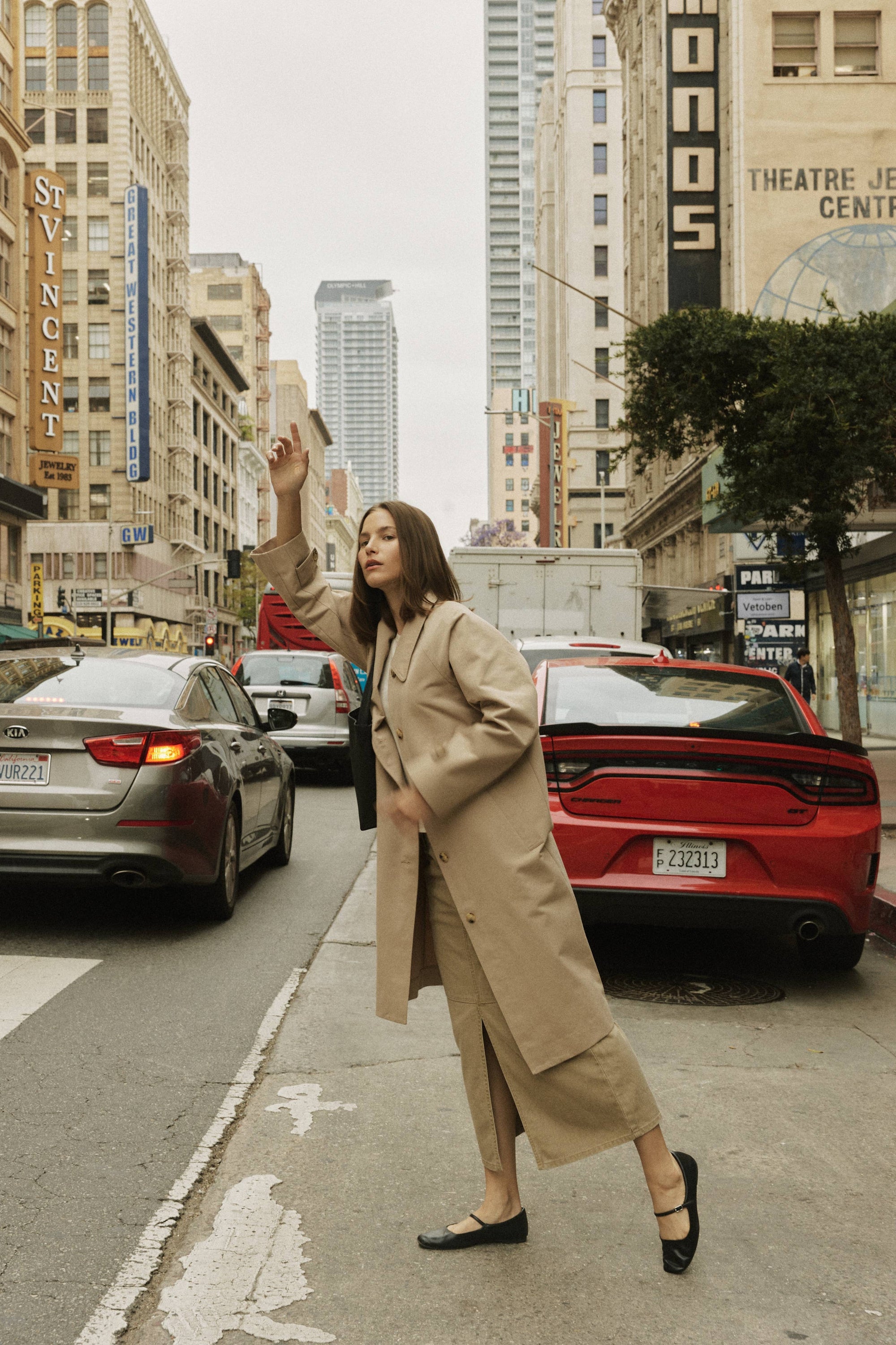 Mod Ref | Serena Pointed Collar Trench in Beige