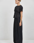 a.ren - PL2018T | Linen Round Neck Short Sleeve Top: Black / XS - Hey Jude