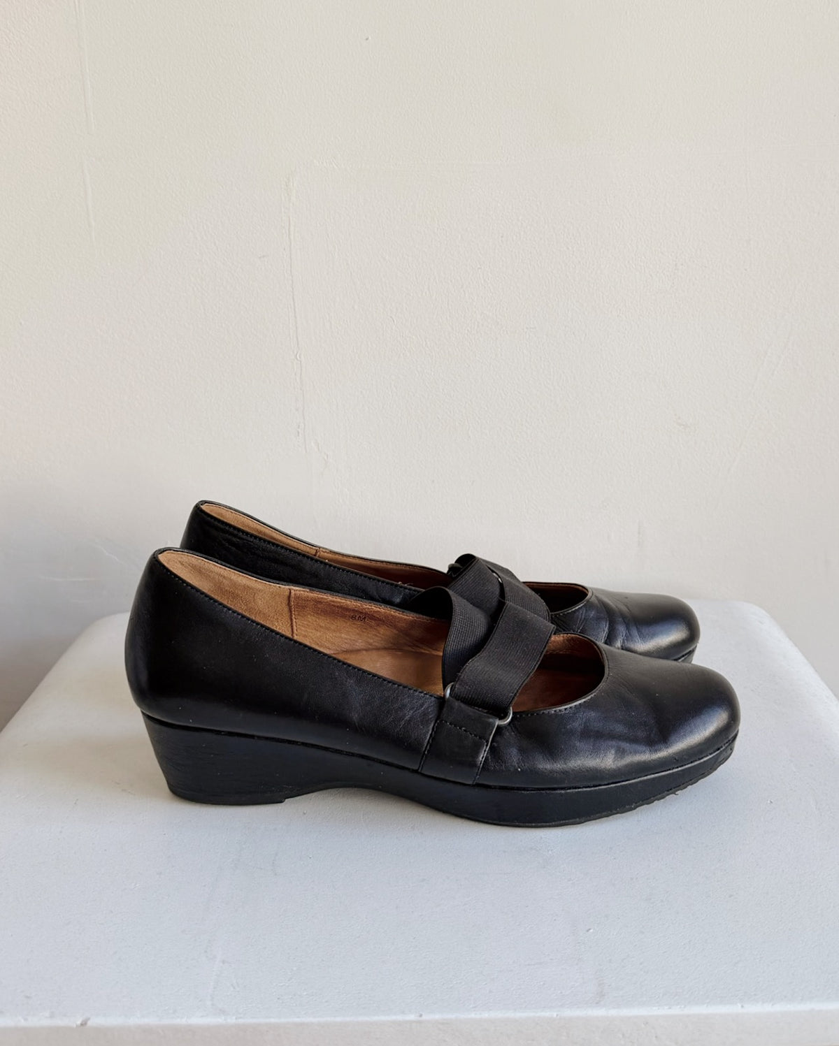 Black Leather Platform Mary Janes  | Size 8