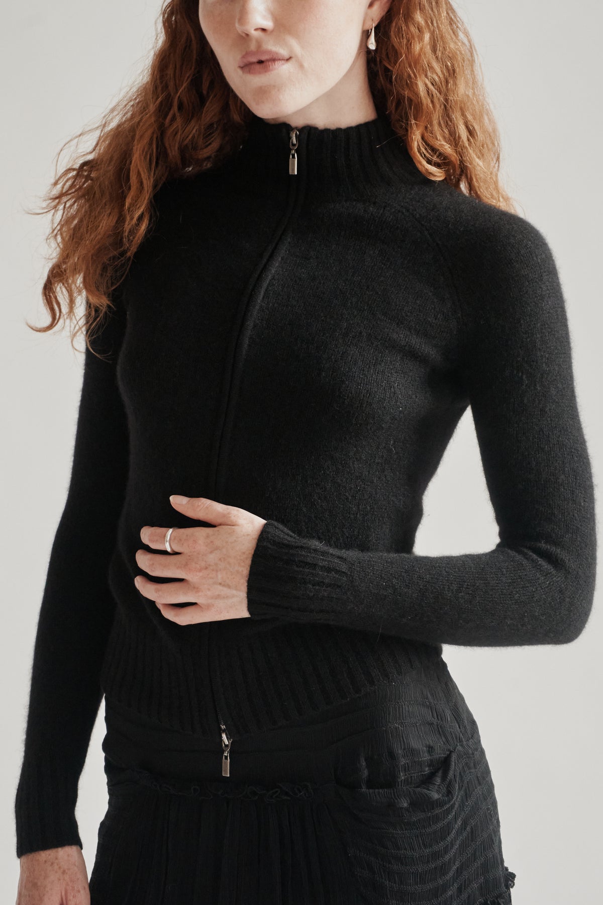 Black Cashmere Zipped Cardigan