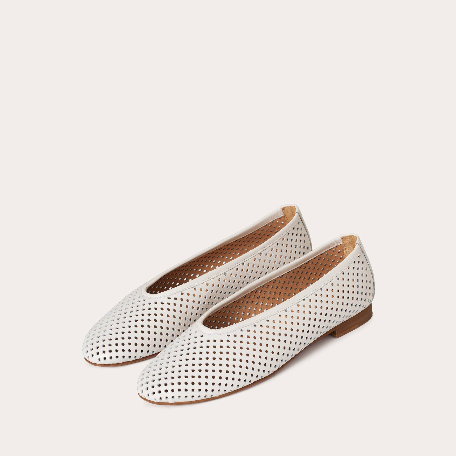 Balagan Studio - Opera Ballerina, marzipan openwork pattern: Beige / 39 - Hey Jude