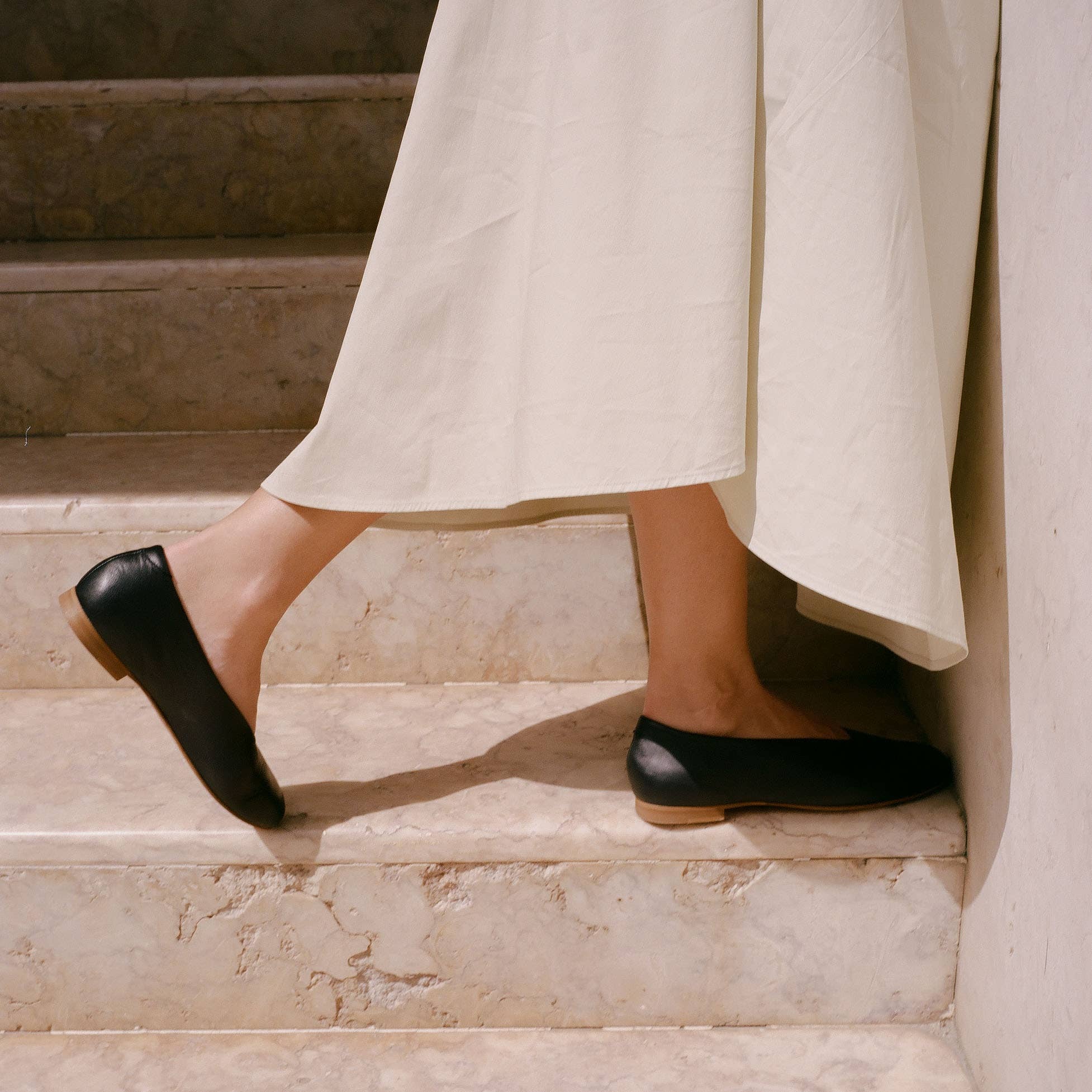 Balagan Studio - Opera Ballerina, black: Black / 36 - Hey Jude