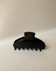 Parcelona | French Glossy Curved Hair Claw in Black - Hey Jude