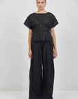 a.ren - PL2018T | Linen Round Neck Short Sleeve Top: Black / XS - Hey Jude