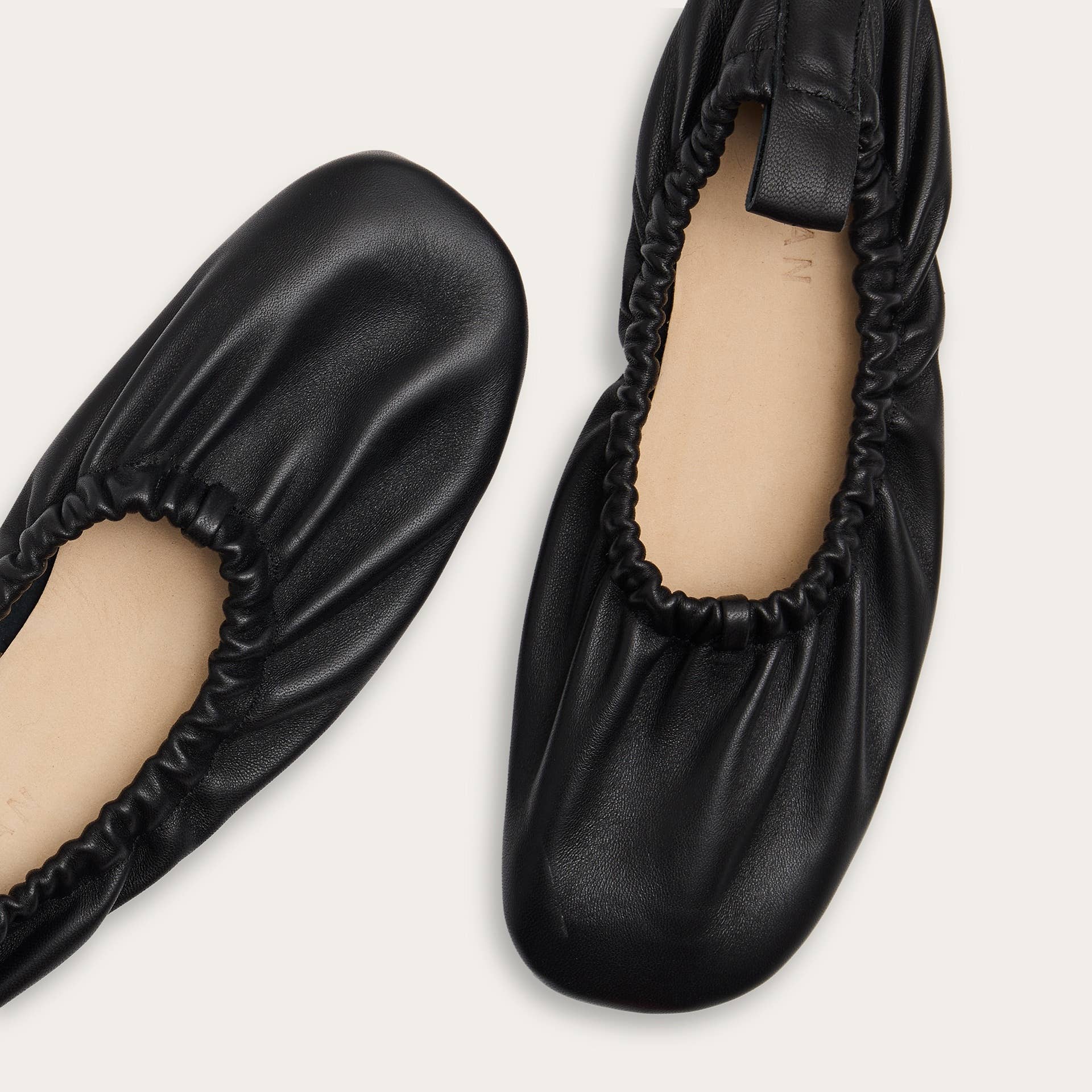 Balagan Studio | Charms Ballerina in Black