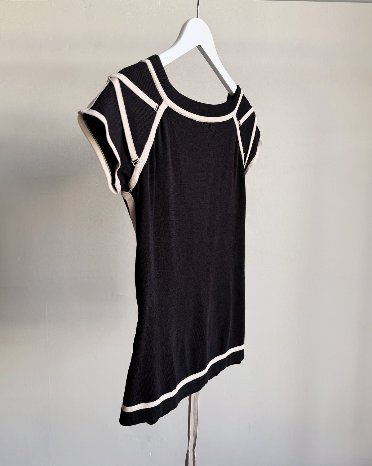 Black Short Sleeve Knit with Cream Piping
