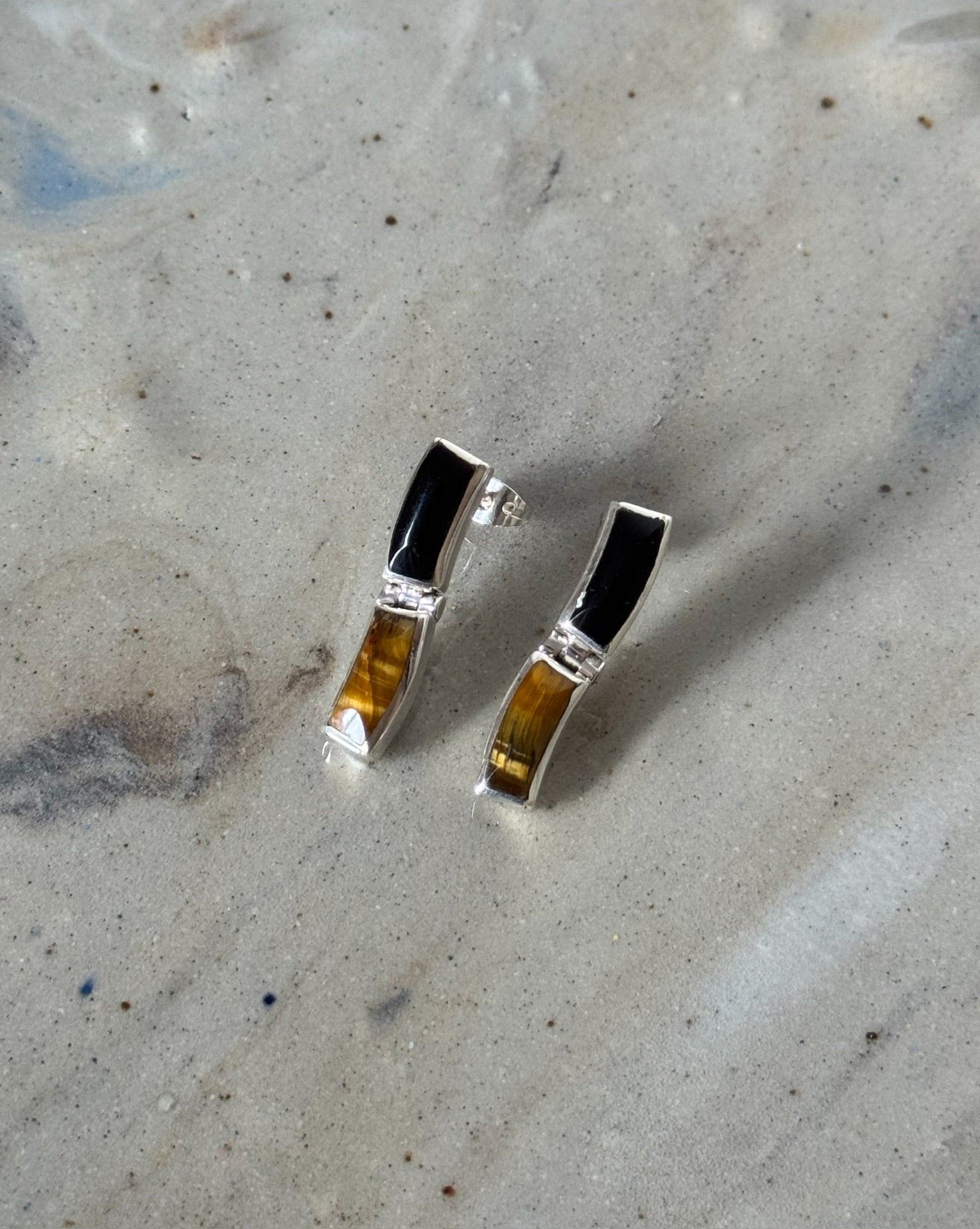 Vintage Silver Wavy Stone Earrings - Hey Jude