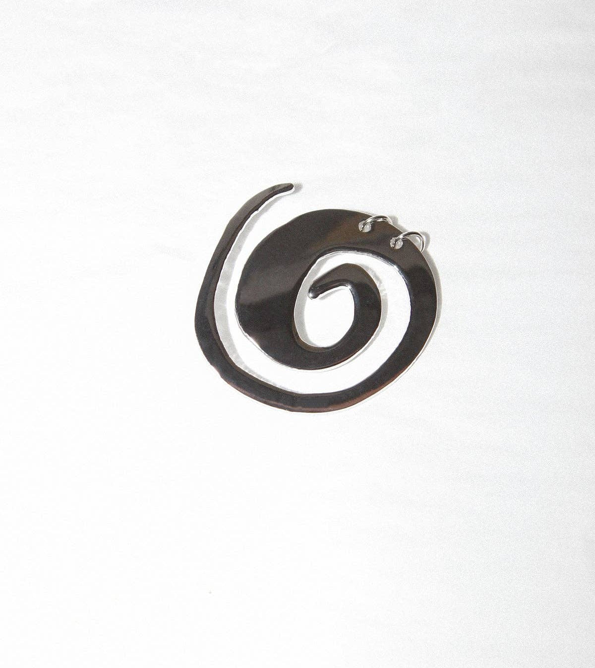 KkCo - Pierced Spiral Brooch: Silver / OS - Hey Jude