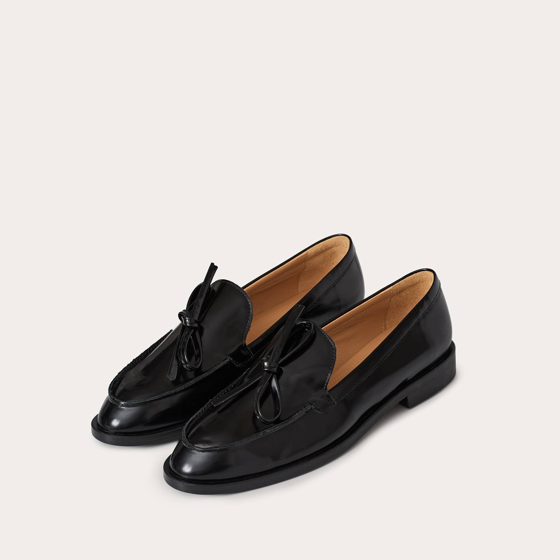 Balagan Studio | Raphael Flats in Glossy Black