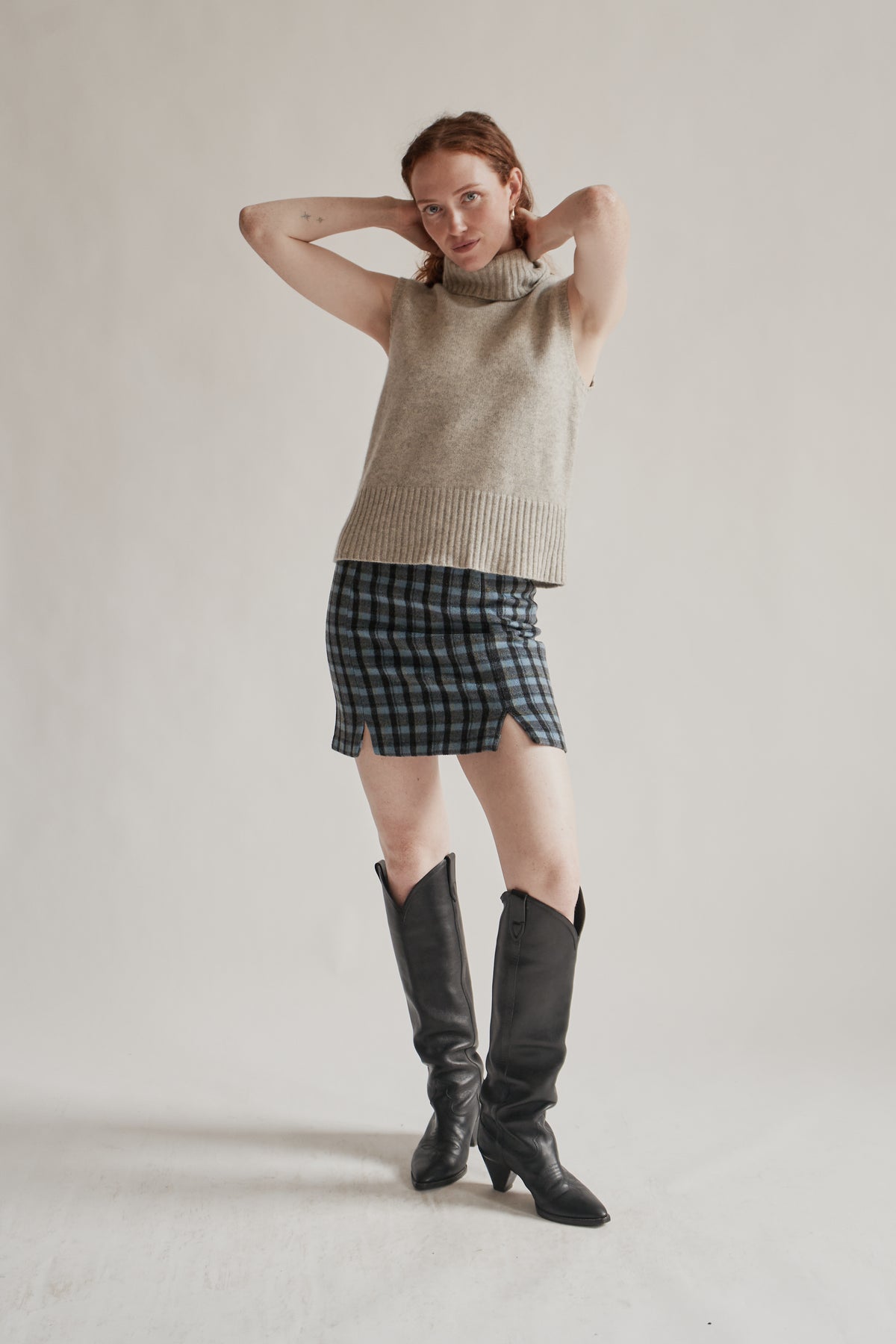 RL Cashmere Knit Sleeveless Turtleneck