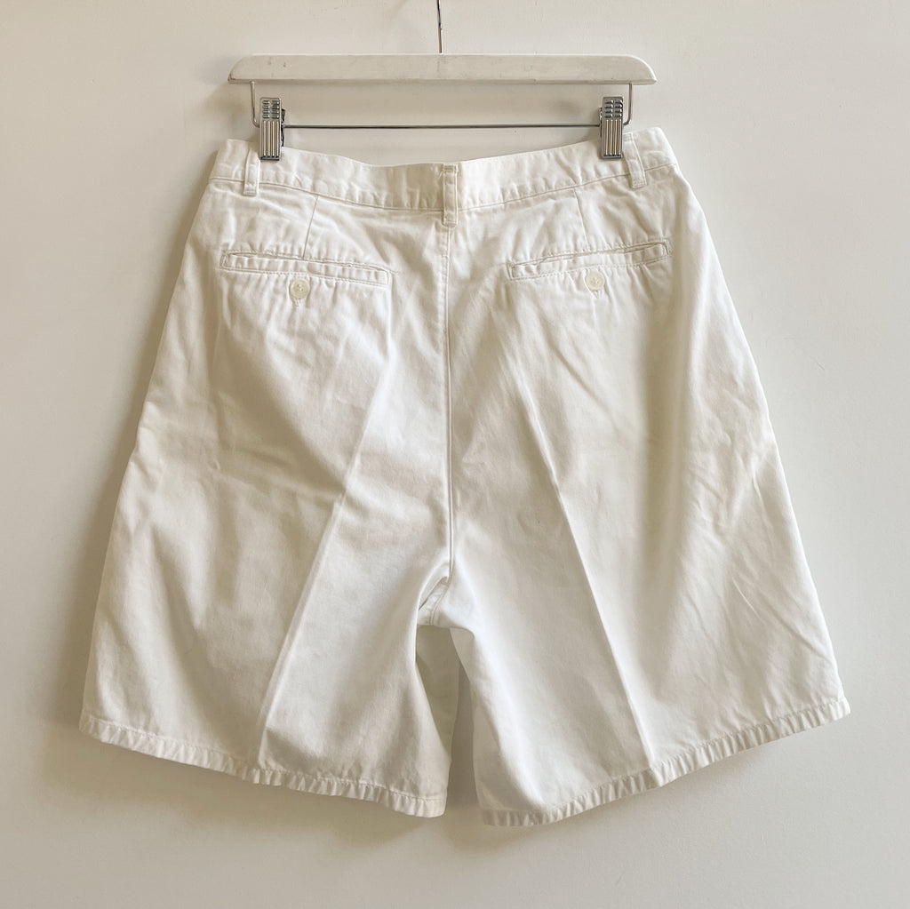 Milk Cotton Pleated Shorts