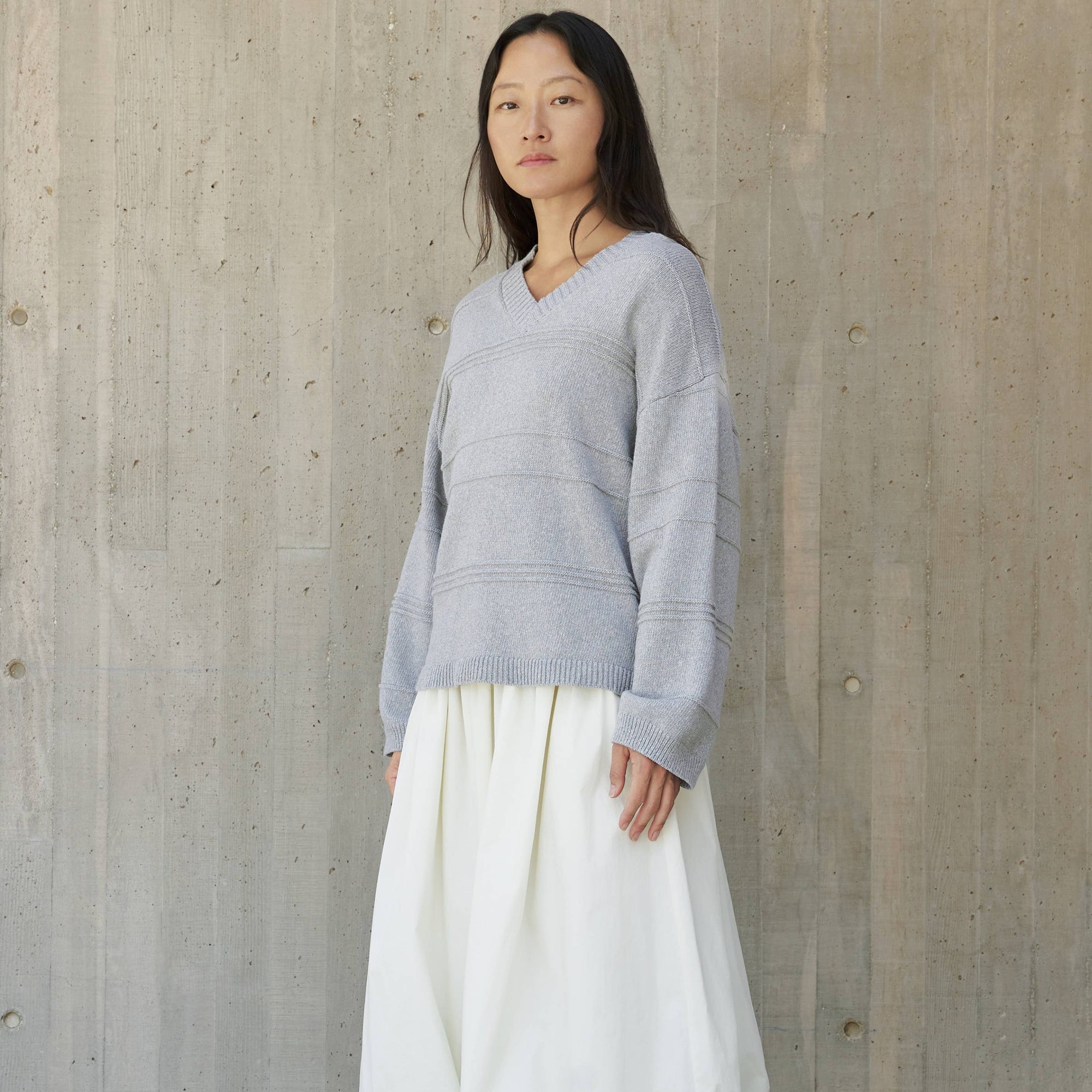 MOD REF | V-Neck Cotton Ribbed Sweater in gray