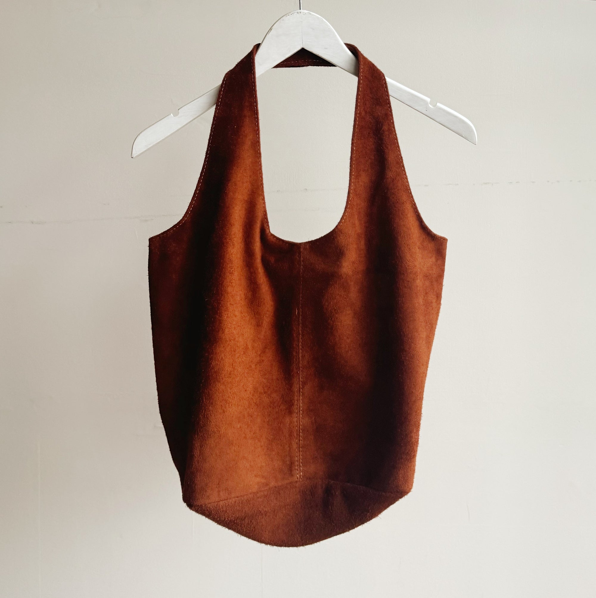 Suede Leather Shoulder Bag in Cinnamon