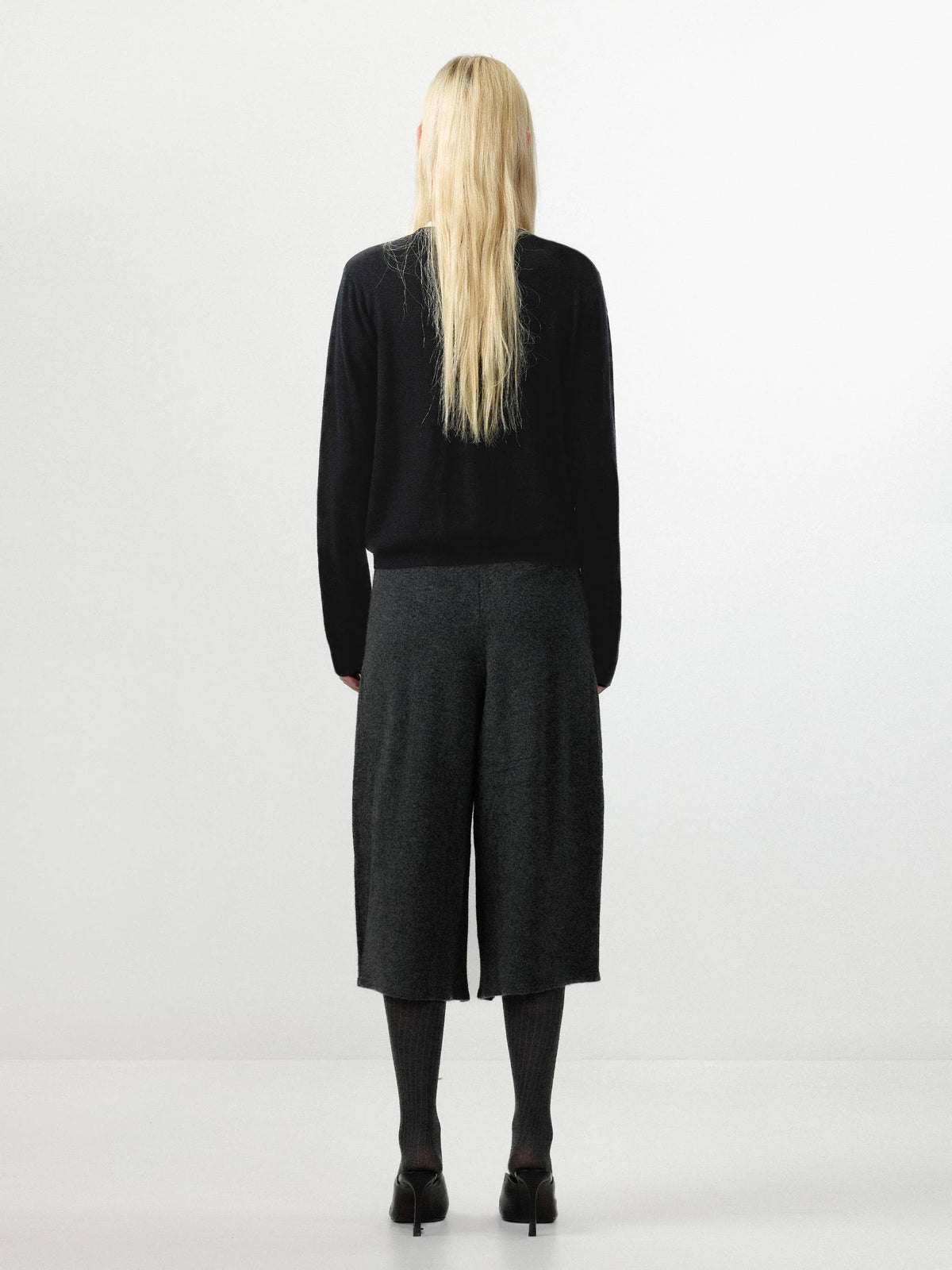 CUBIC | Ribbed Wool Knit Culottes in Dark Gray