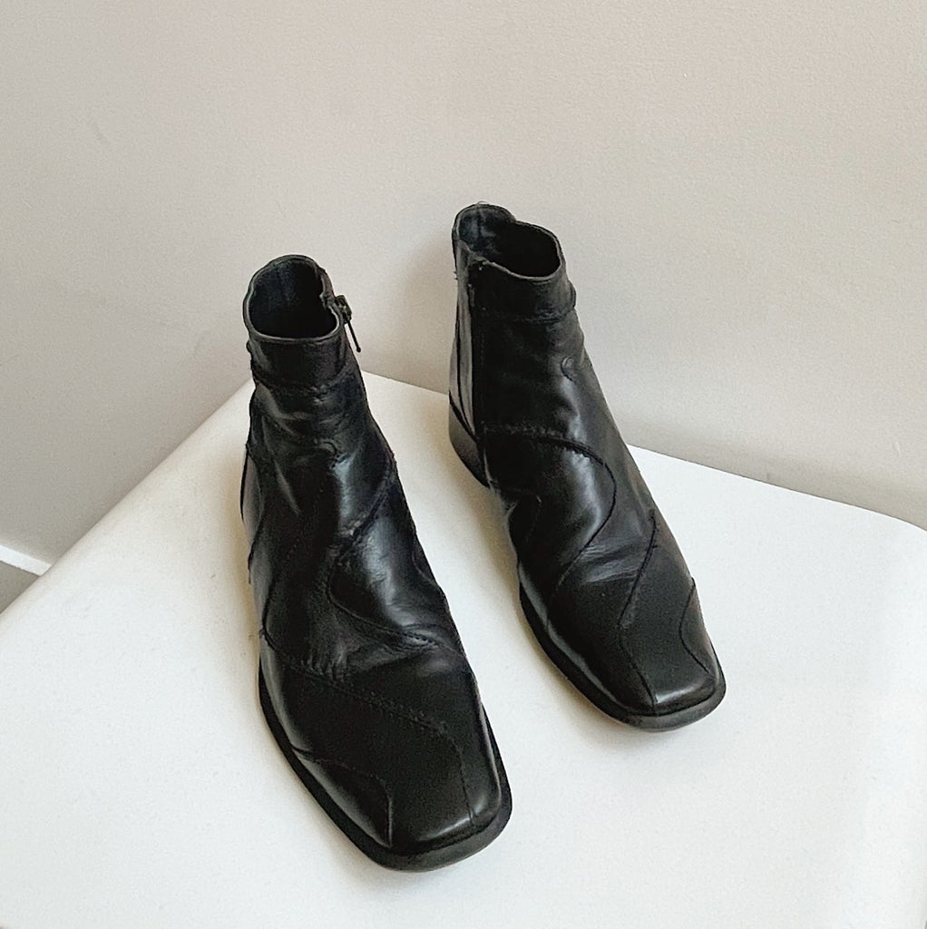 Soot Leather Panelled Ankle Boots | size 6.5