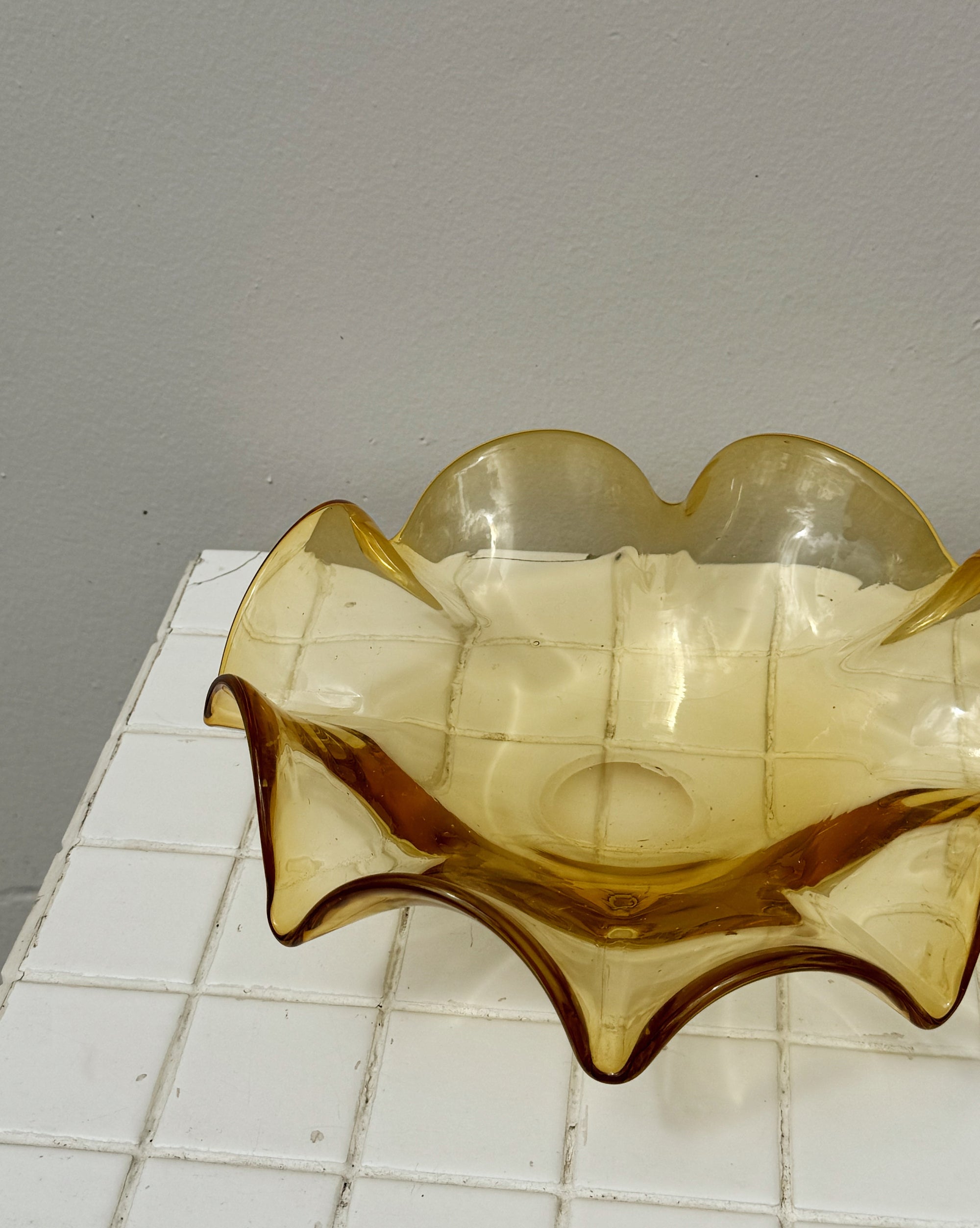 Amber Ruffle Glass Bowl - Hey Jude