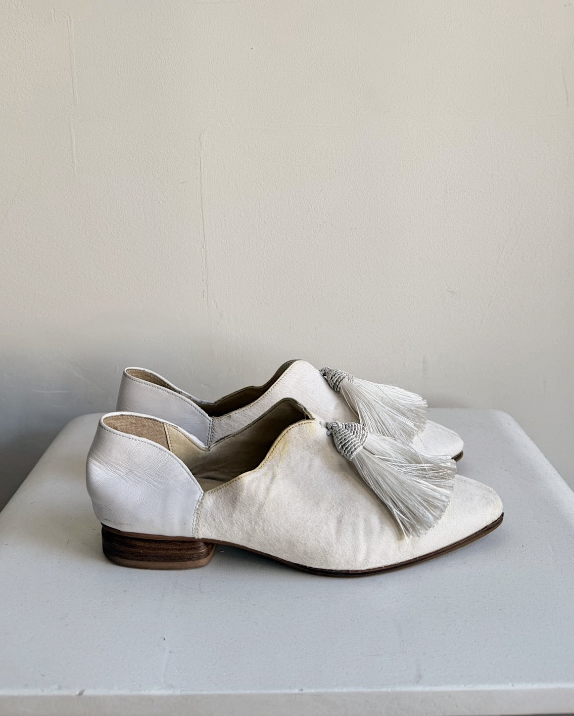 Ivory Pony Hair Tassel Loafers  | Size 8.5