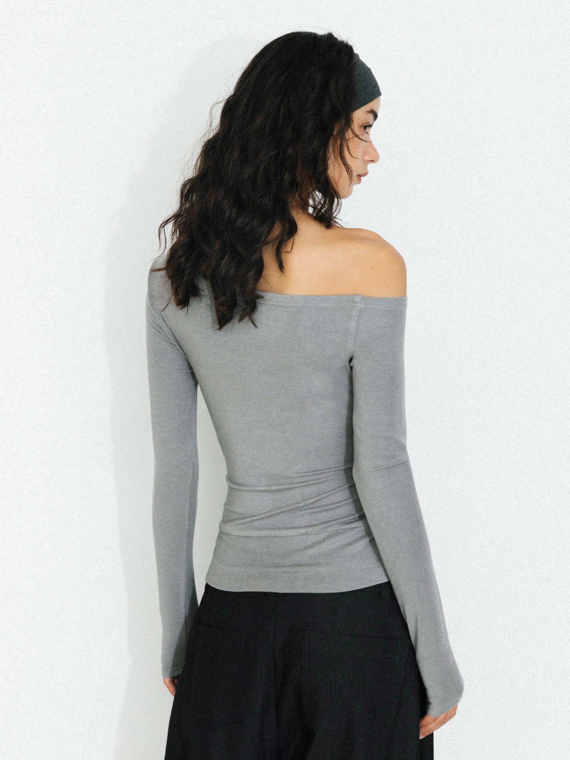Cubic | One Shoulder Long Sleeve Tie Top in Gray