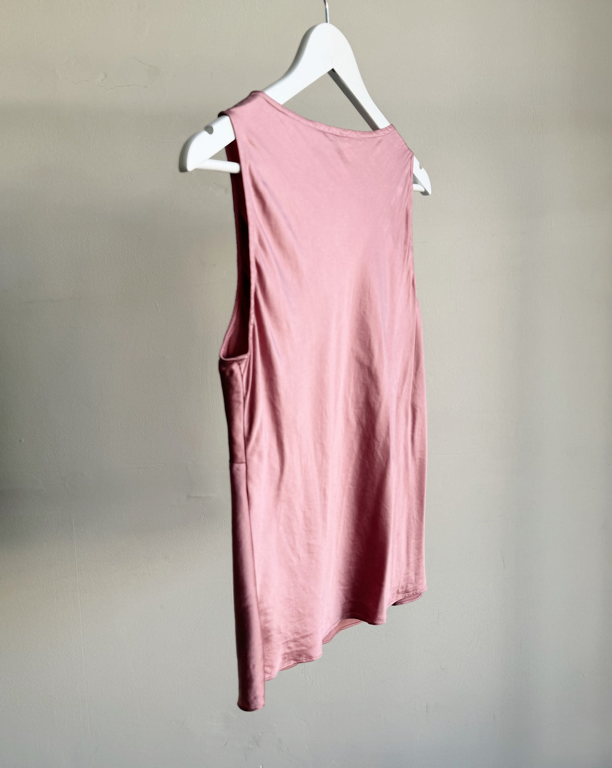 Mauve Pink Silk V-Neck