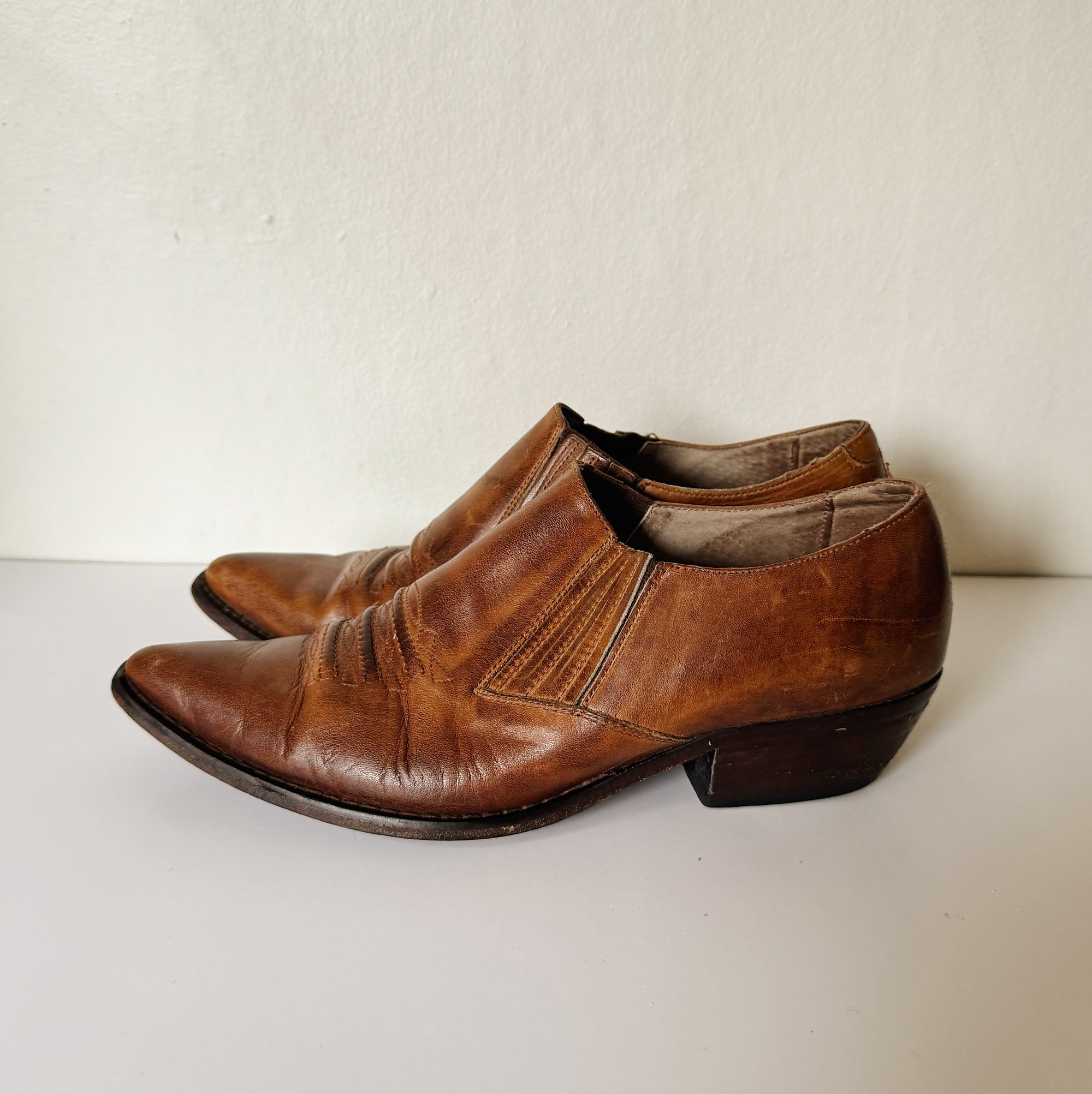 Cognac Leather Western Ankle Boots | Size 9 - Hey Jude