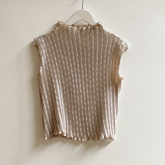 Oyster Pleat Top